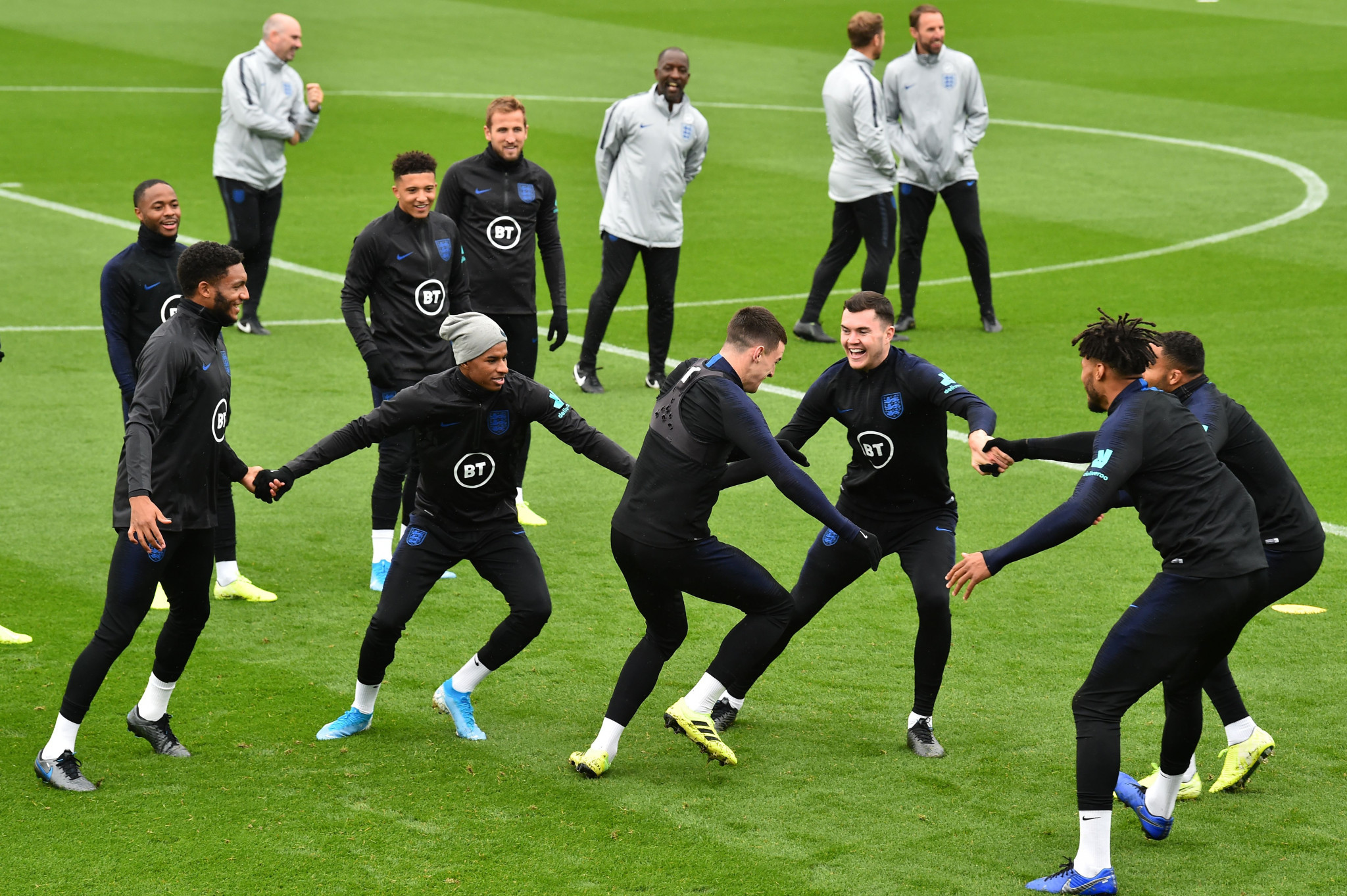 England's men's football team playing kabaddi in training in Southampton in 2019 ©Getty Images