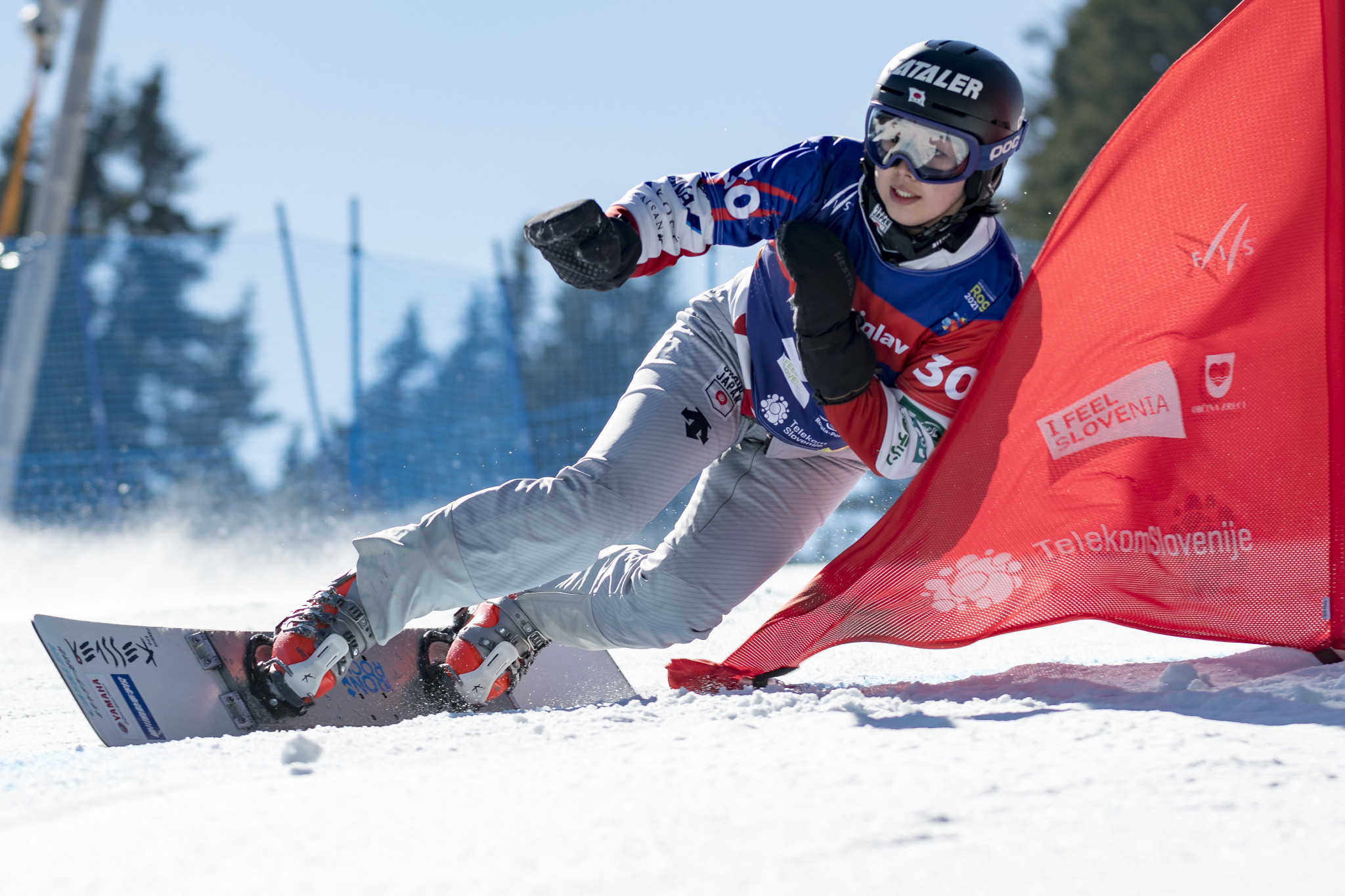 Miki and Heldman speed to opening golds at Alpine Snowboard Junior World Championships
