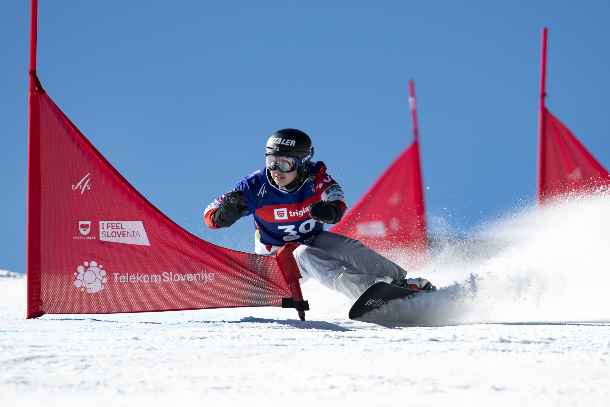 Miki wins again after leading Japan to Alpine Snowboard Junior World Championships win