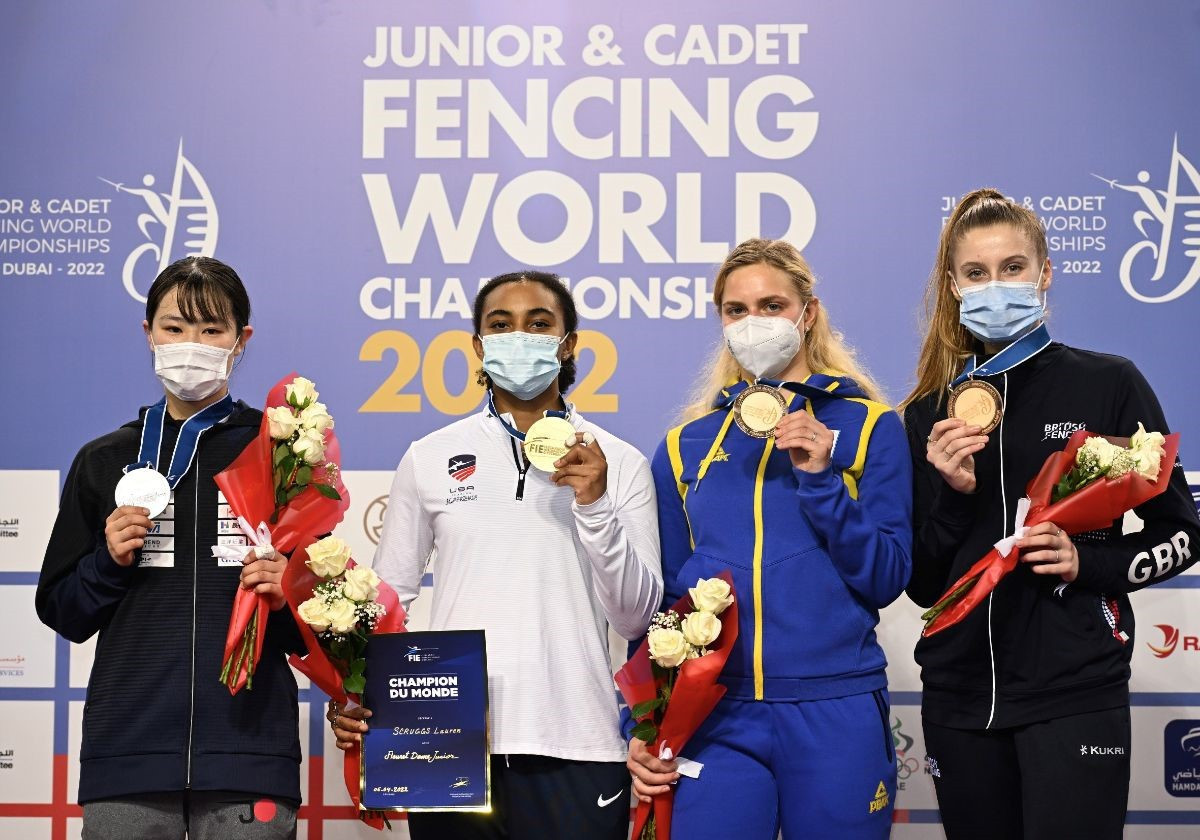 The podium for the women's junior foil discipline at the Junior and Cadet Fencing World Championships ©FIE