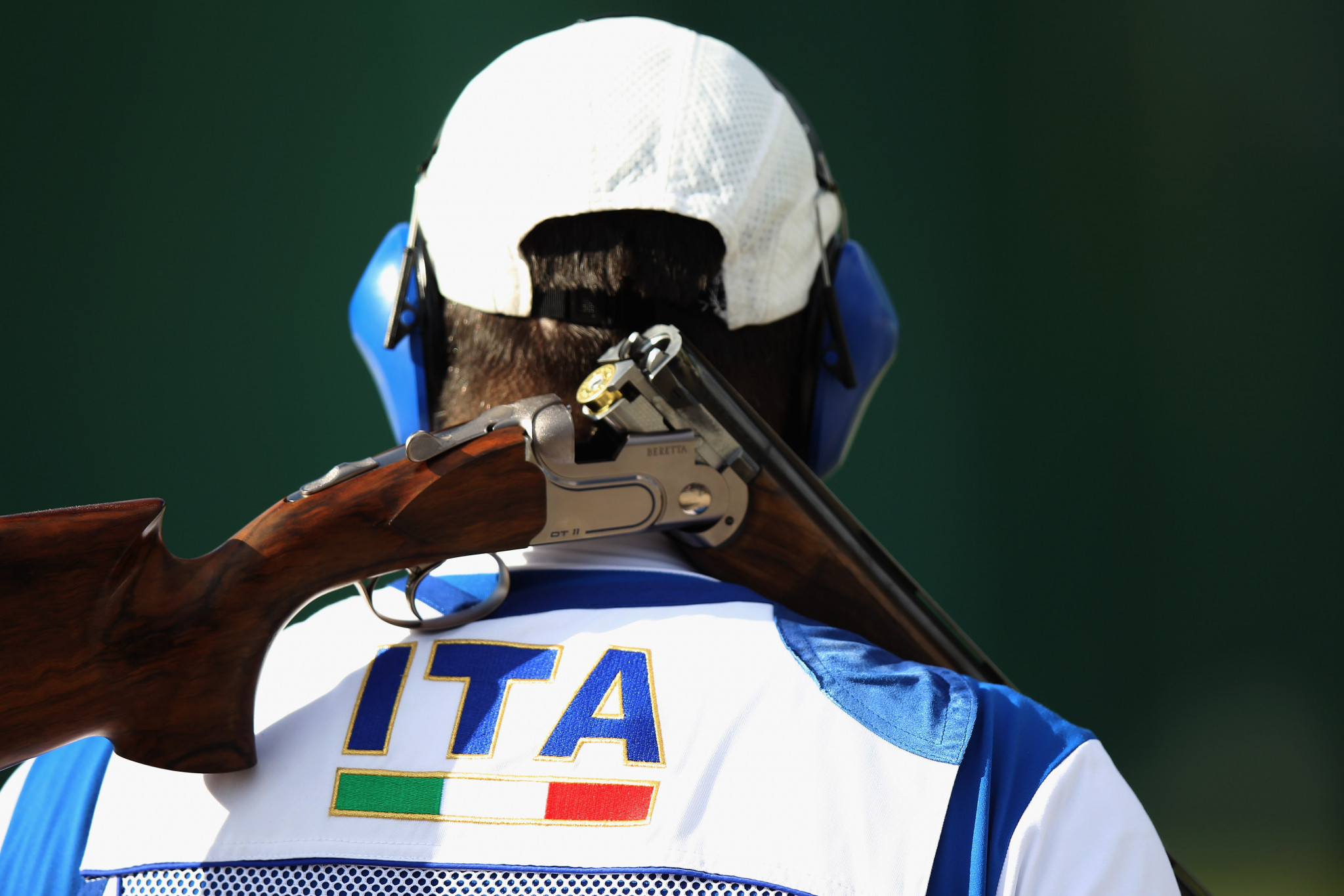 Italian duo Domenico Simeone and Simona Scocchetti beat Americans in a final shoot-off at the ISSF Shotgun World Cup in Lima ©Getty Images