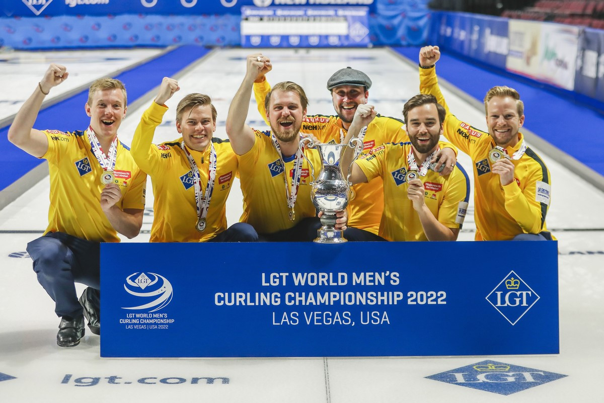 Niklas Edin's Sweden won their fourth world title in a row in Las Vegas ©WCF/Alina Pavlyuchik