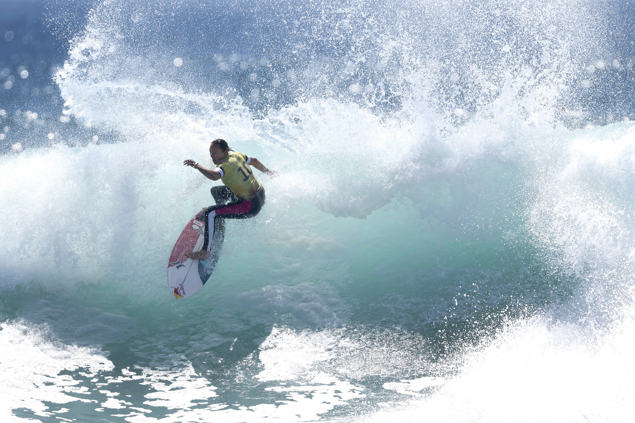 Olympic and WSL champion Moore through to next round at Bells Beach