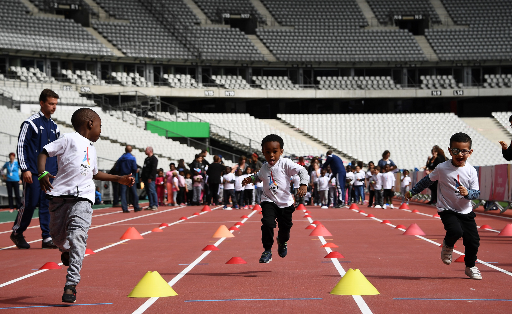 Paris 2024 is aiming to have schoolchildren doing 30 minutes of exercise every day ©Getty Images