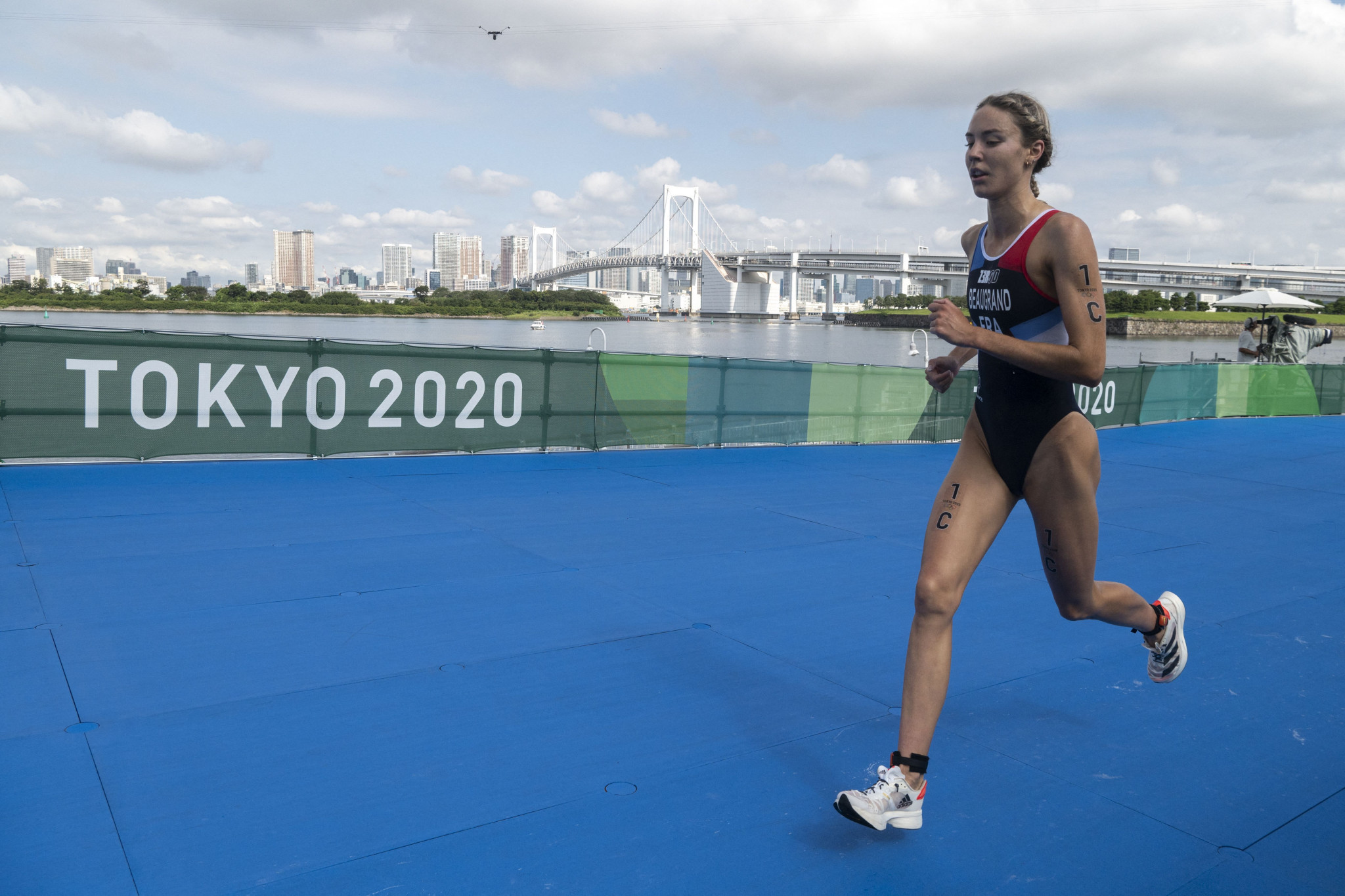 Olympic bronze medallist Cassandre Beaugrand won the women's event at the Arena Games Triathlon in London by more than 30 seconds ©Getty Images