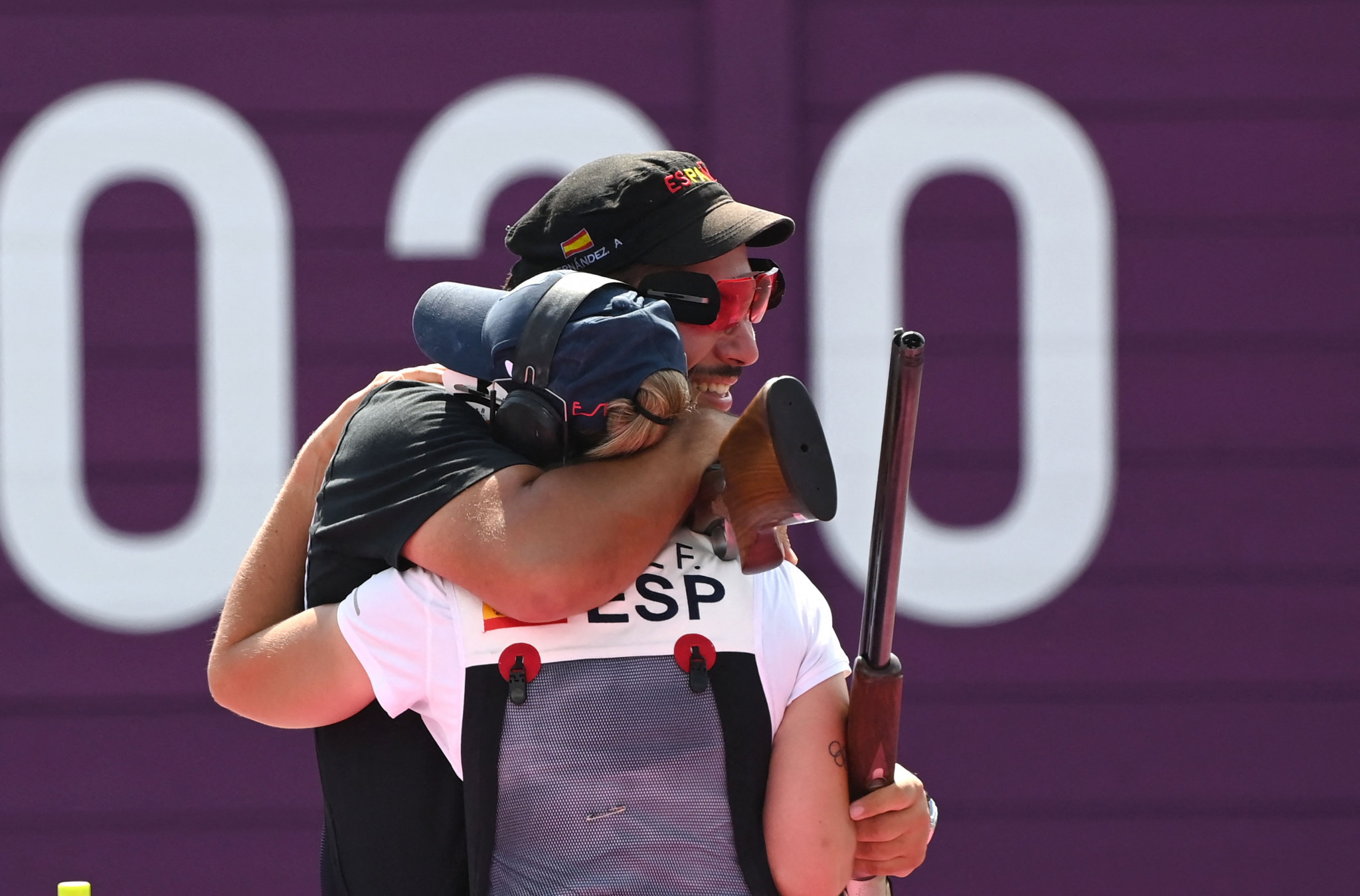 Spain's Alberto Fernandez and Fatima Galvez took the gold medal in the mixed team trap ©Getty Images