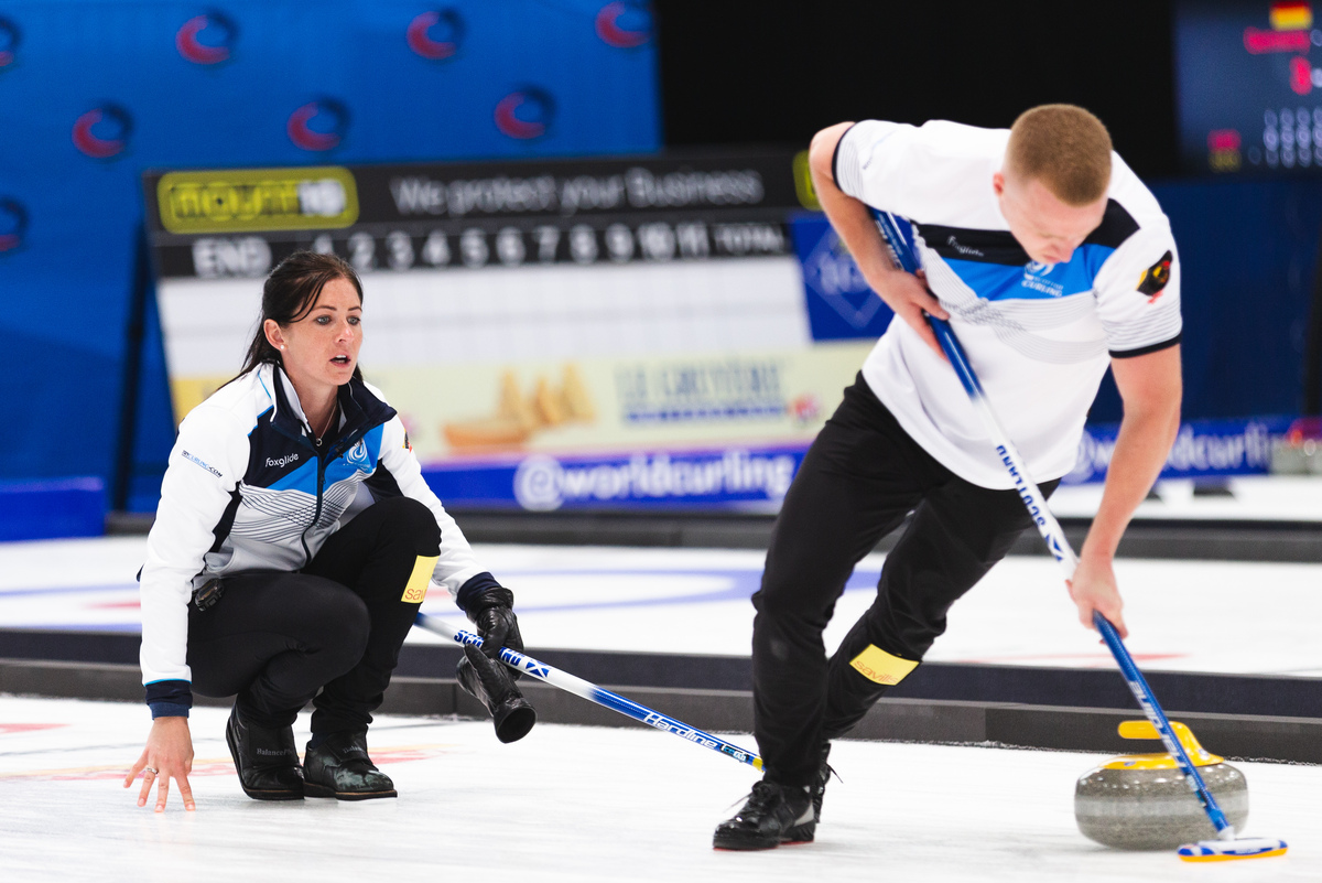Switzerland and Scotland reach World Mixed Doubles Curling Championship final