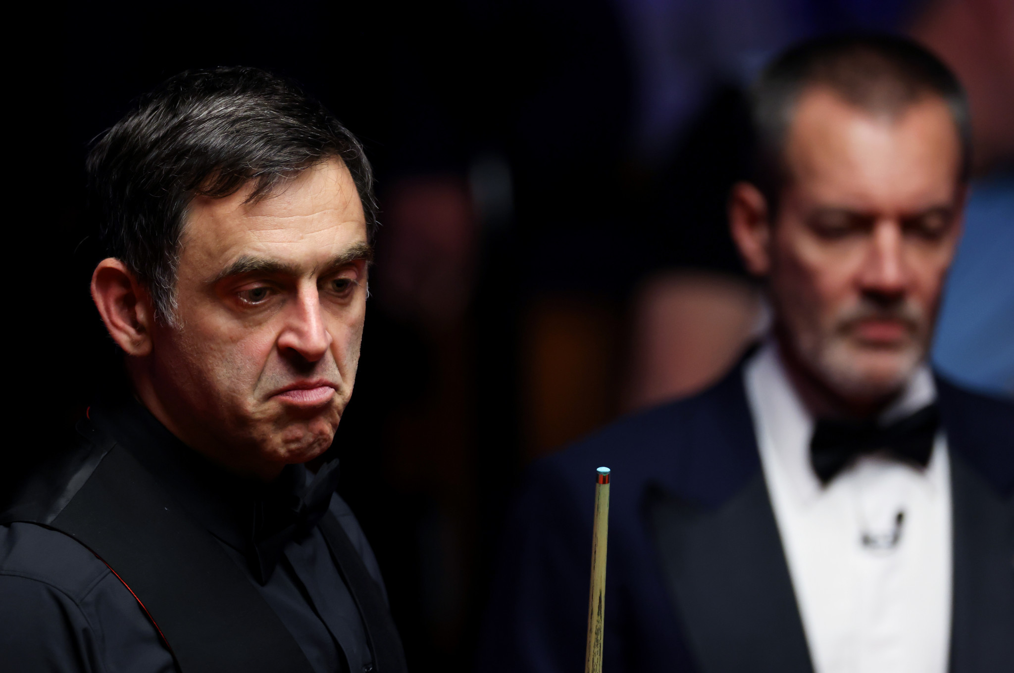 Dominant O'Sullivan six frames from record-equalling World Snooker Championship title