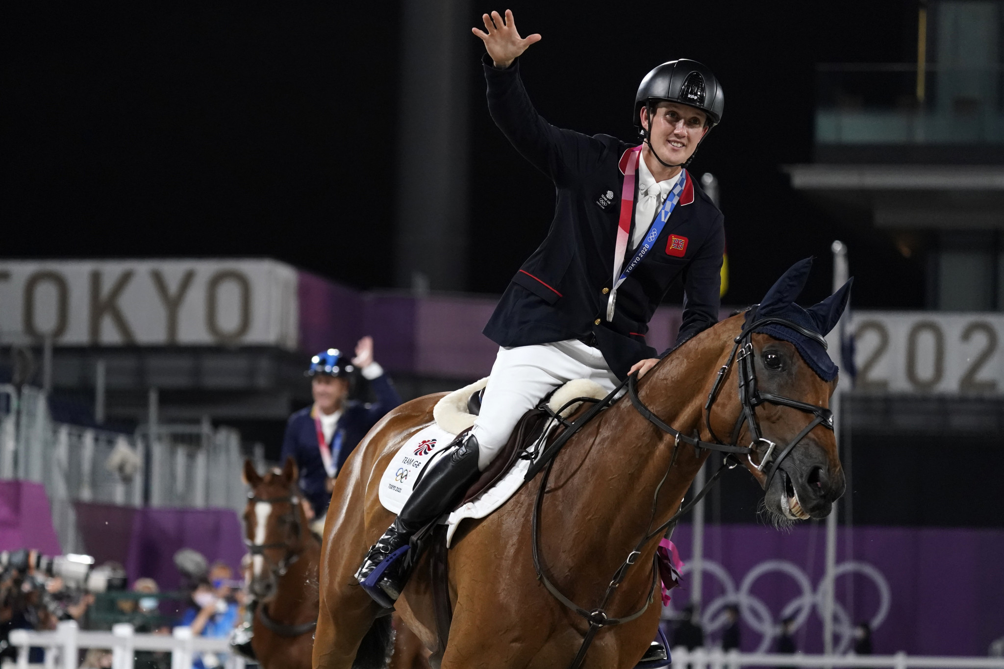 Tom McEwen claimed a silver medal in the individual eventing at the Tokyo 2020 Olympic Games ©Getty Images