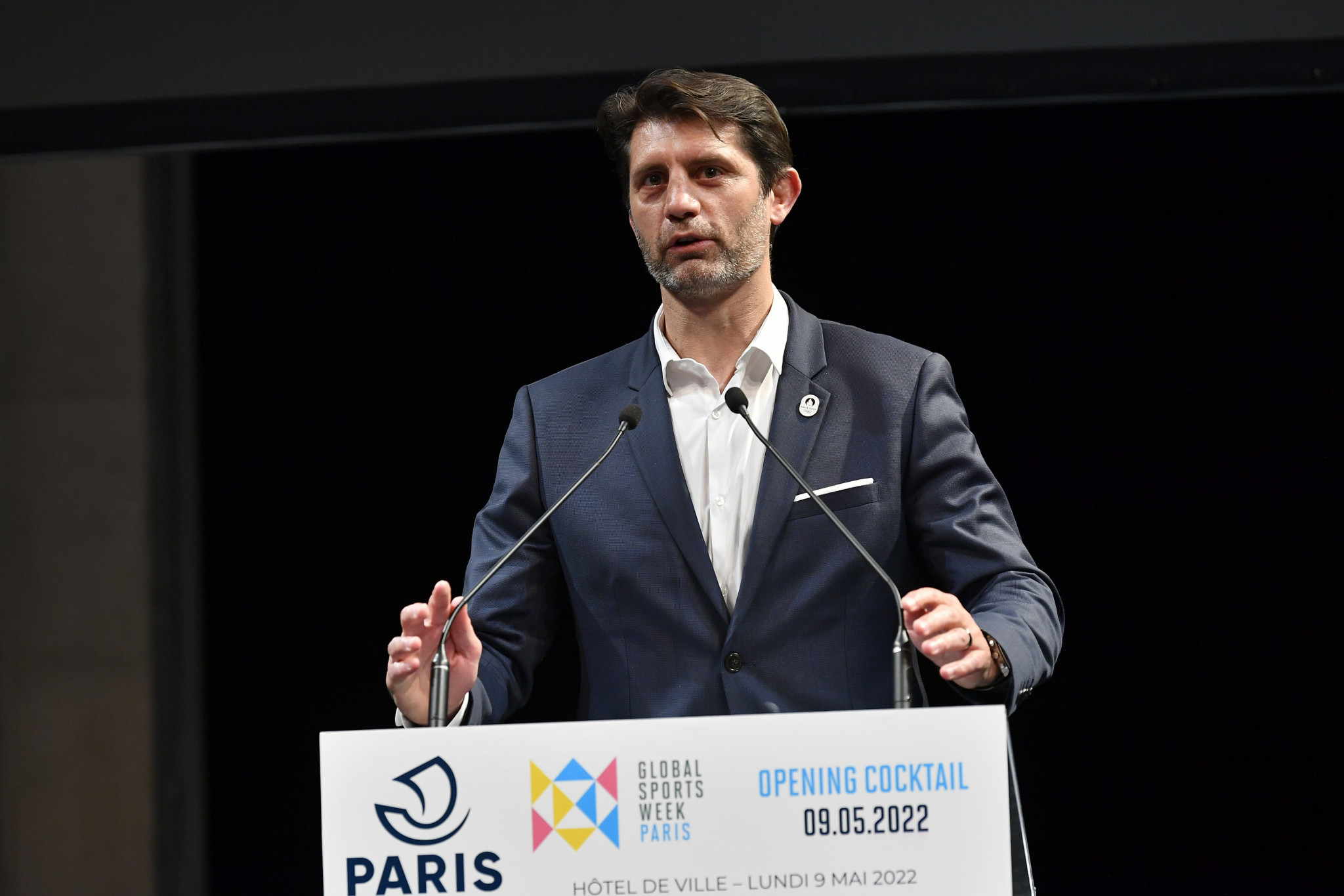 Pierre Rabadan, Paris Deputy Mayor in charge of the Paris 2024 Olympics and Paralympics, gave a speech at the ceremony ©Getty Images