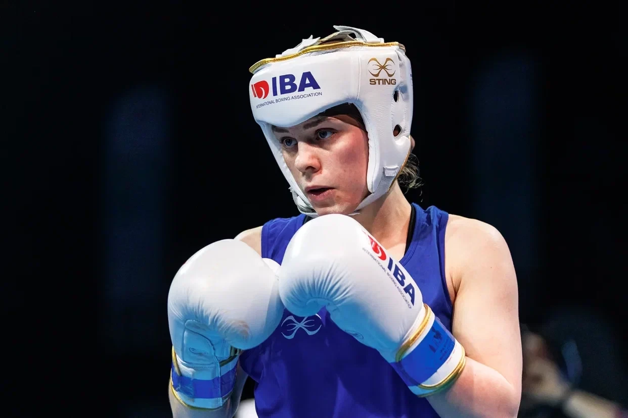 Demie-Jade Resztan of England won her under-48kg bout today in the opening match ©IBA