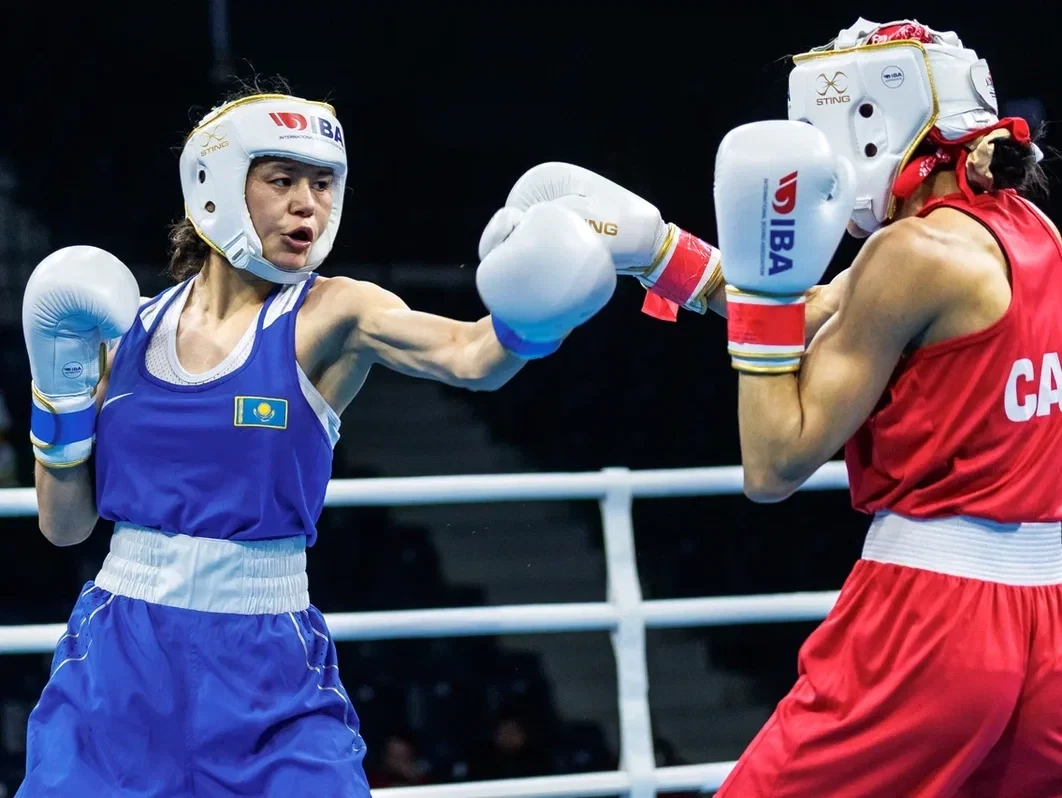Kazakhstan's Alua Balkibekova was a convincing winner over the Canadian Priyanka Dhillon ©IBA