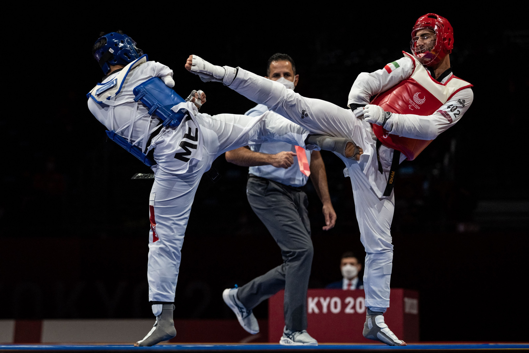 Juan Diego Garcia Lopez, left, won Paralympic gold as taekwondo debuted on the programme ©Getty Images