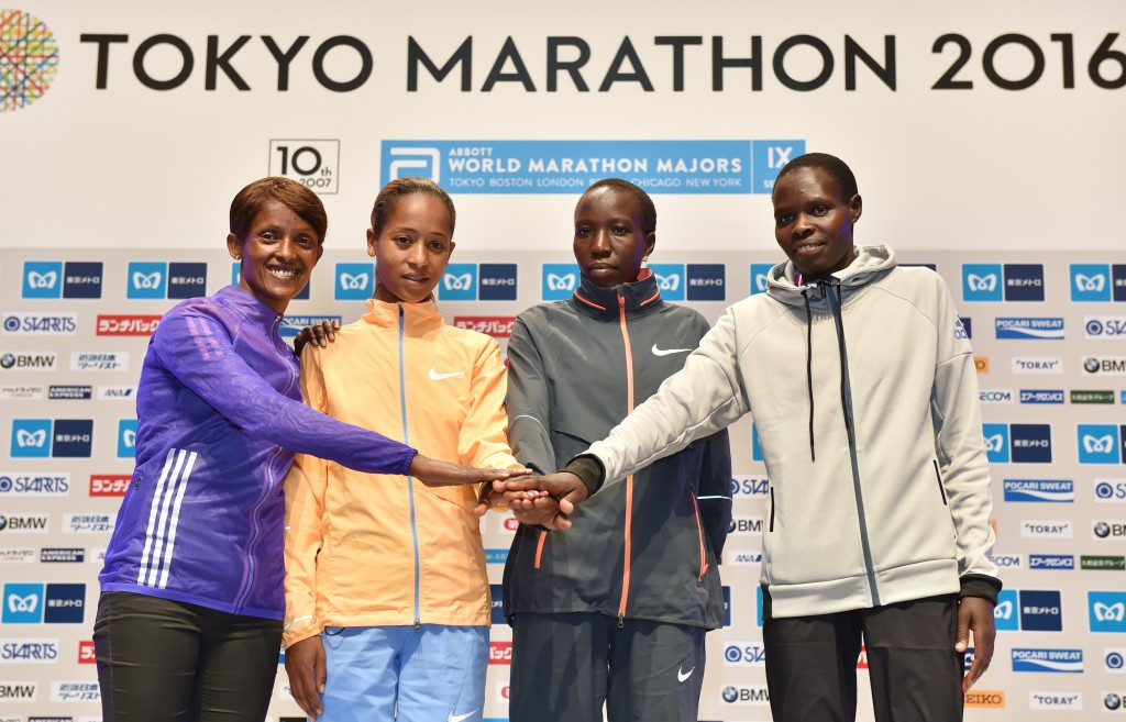Birhane Dibaba (second left) will aim to become the first woman to retain the Tokyo Marathon title ©Getty Images