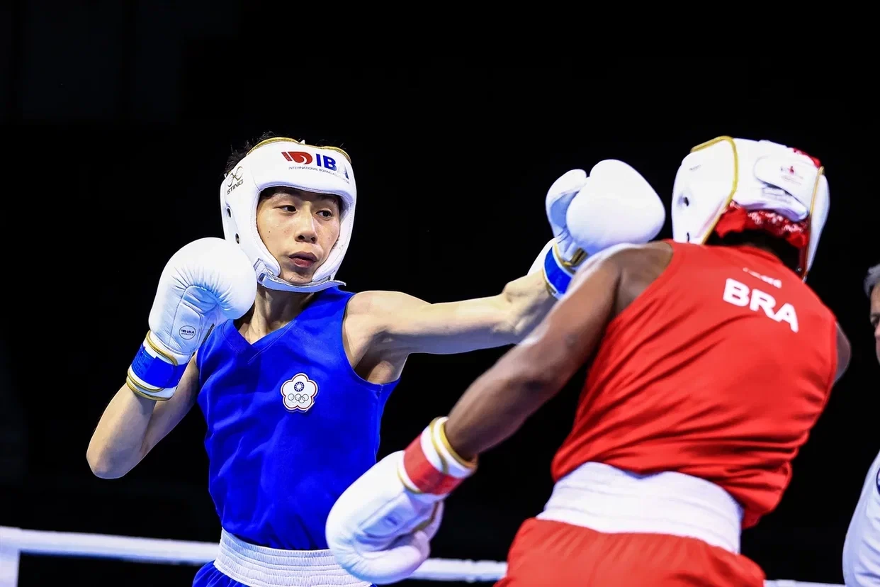 Chinese Taipei's Lin Yu-ting, the 2018 world champion, advanced with a win at under-57kg against Brazil's Jucielen Romeu ©IBA