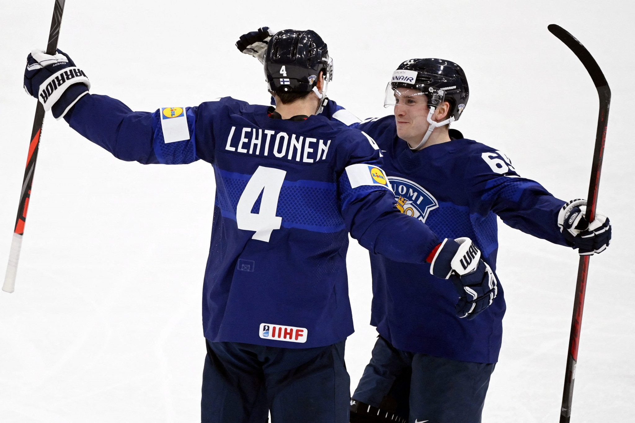 Hosts Finland maintain perfect start at IIHF World Championship