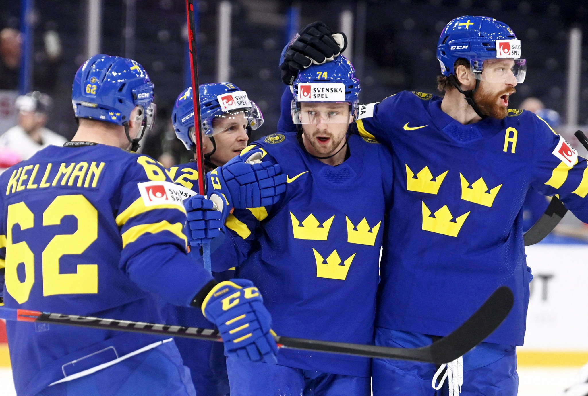 Sweden thrash Britain to maintain pace with Olympic champions Finland at IIHF World Championship