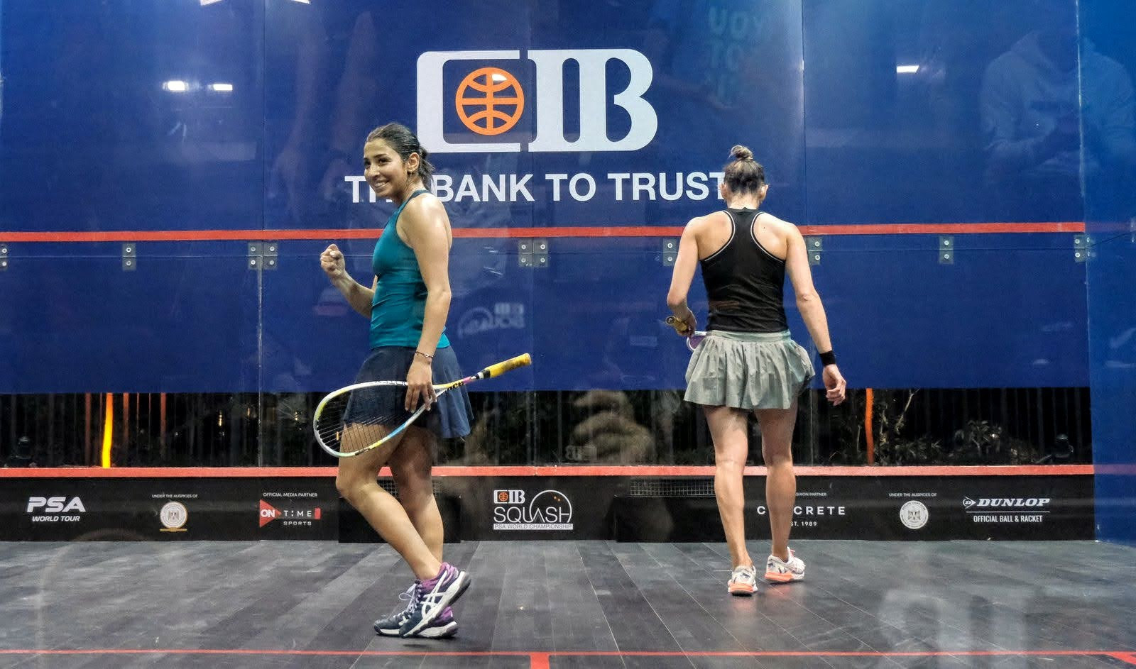 Nada Abbas, left, sprung a surprise at the World Squash Championships as she eliminated fifth seed Joelle King ©PSA World Tour
