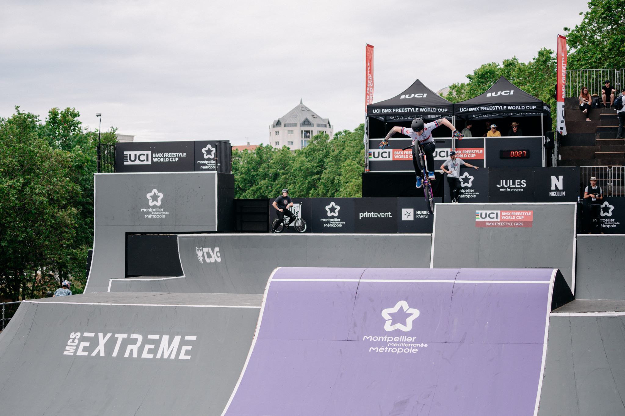 It was the British rider's first competition back since winning the historic gold medal at Tokyo 2020 ©Hurricane - FISE