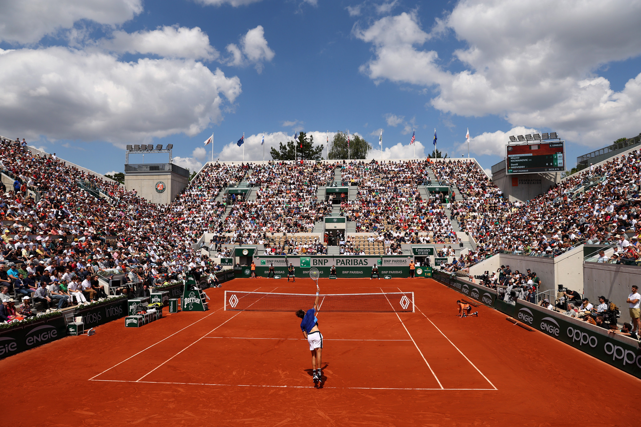 Top ten seeds triumph as men’s singles third round concludes at French Open tennis