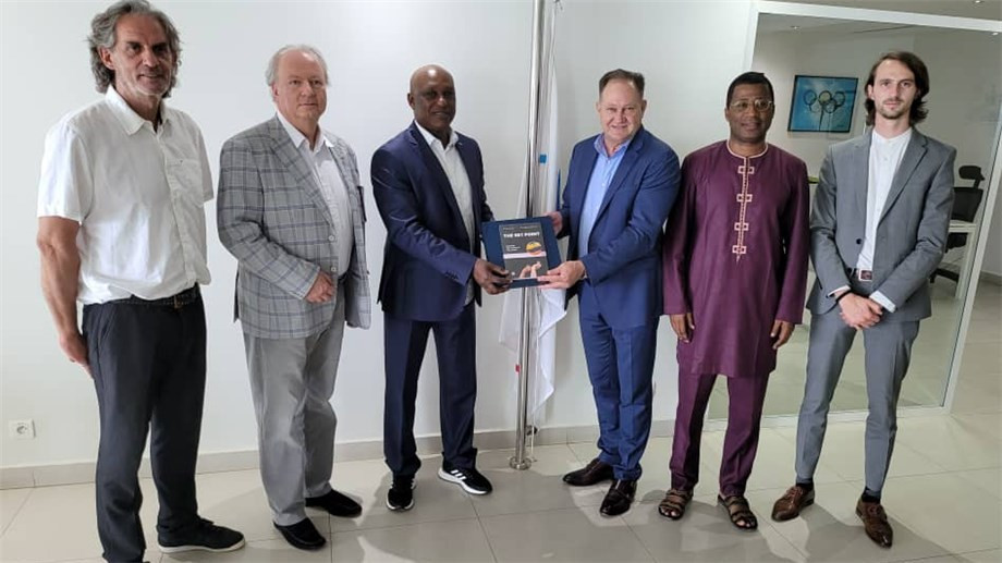 A delegation from the FIVB visited Senegal to discuss volleyball's development prior to Dakar 2026 ©FIVB