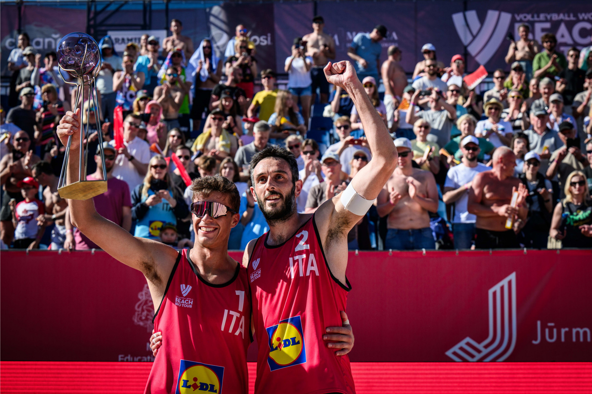 Paolo Nicolai and Samuele Cottafava overcame Cherif Younousse and Ahmed Tijan to win the title ©Volleyball World