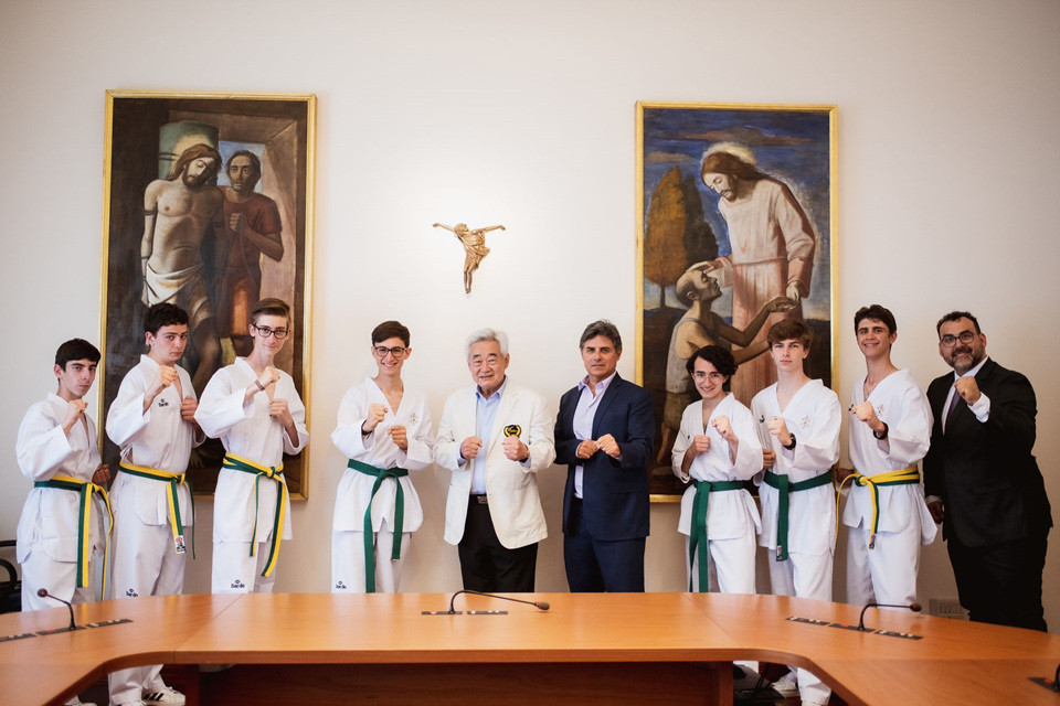 World Taekwondo President visits Pontifical Council of Culture of the Vatican