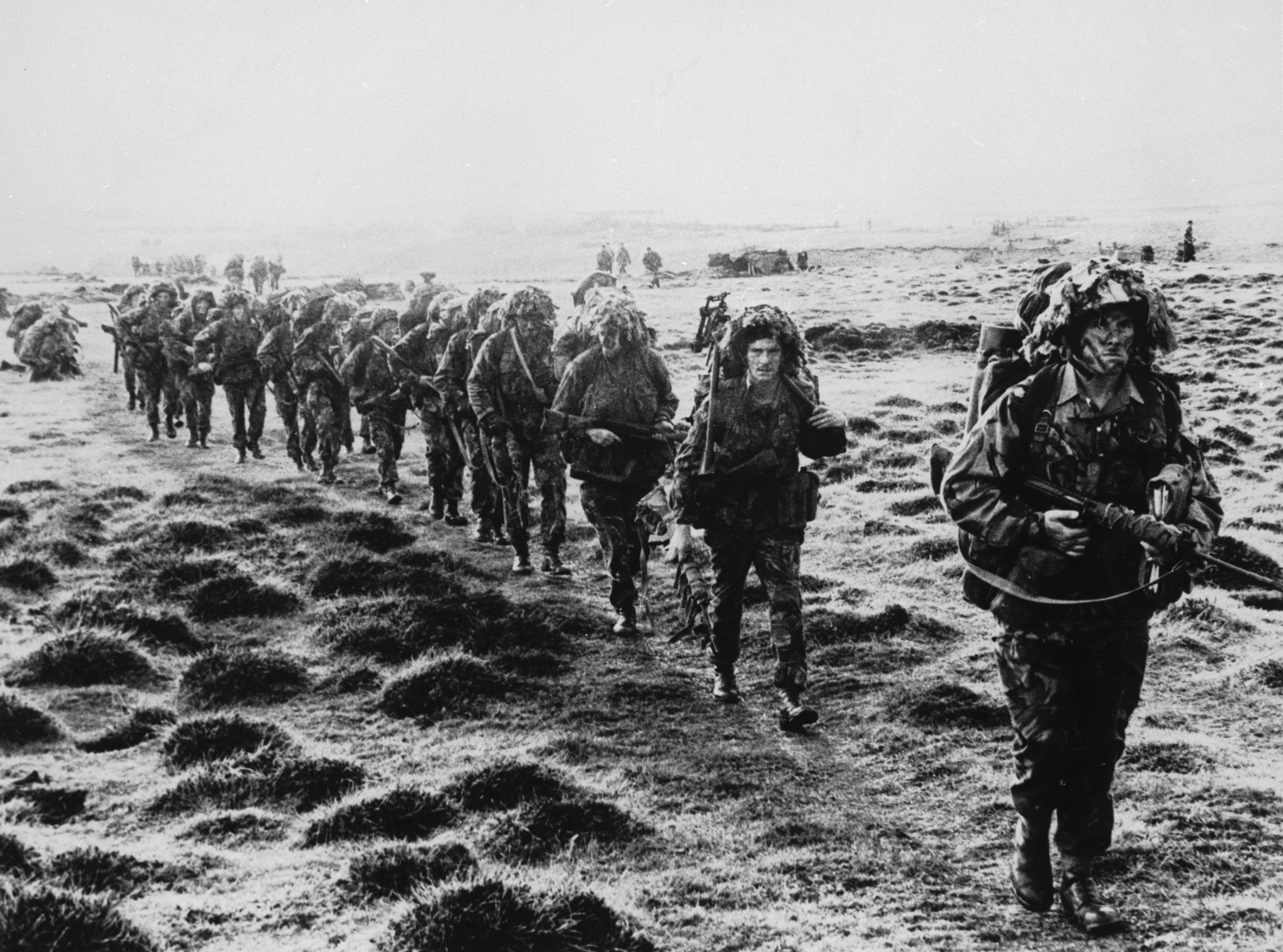 British soldiers on a march during the Falklands War in 1982 ©Getty Images