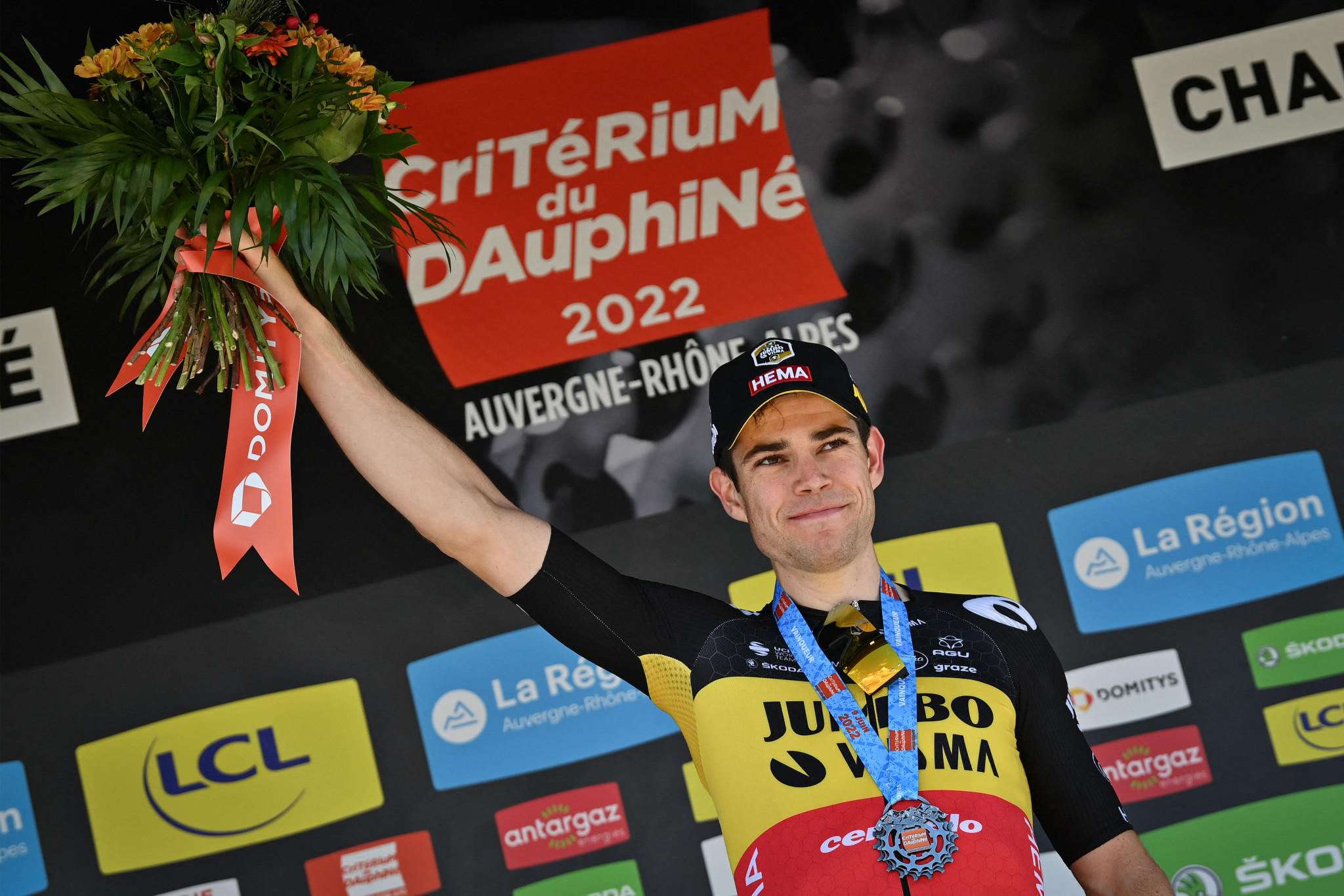 Van Aert bounces back with stage five win at Critérium du Dauphiné