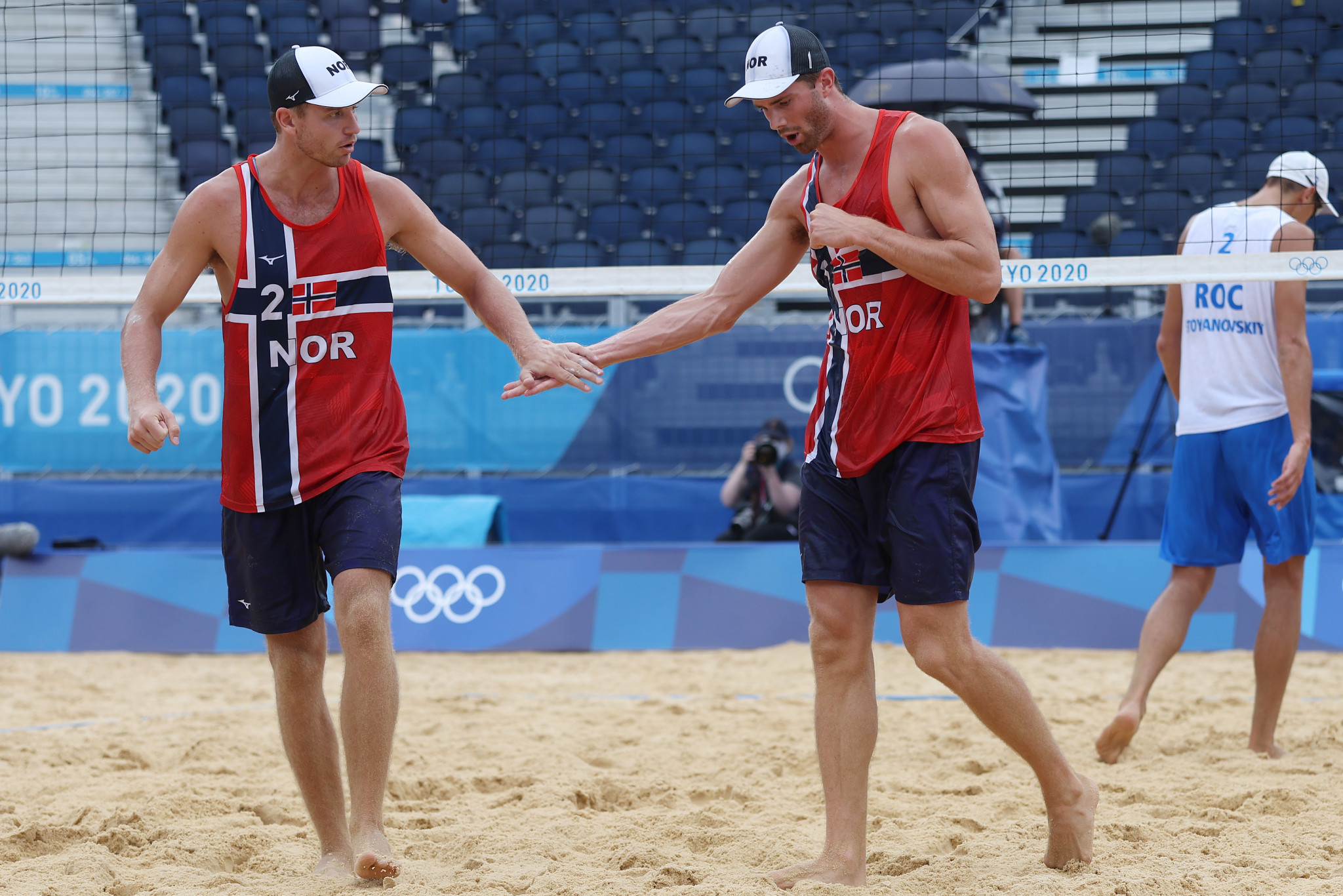 Olympic medallists stay unbeaten at Beach Volleyball World Championships