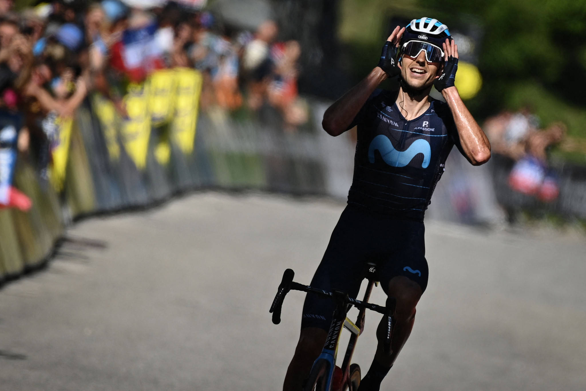 Verona wins penultimate Critérium du Dauphiné stage as Roglič takes overall lead