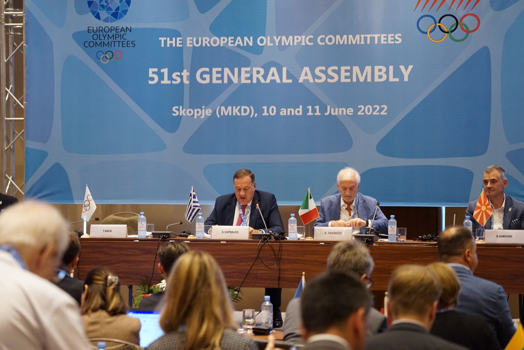EOC secretary general Raffaele Pagnozzi, centre, provided an update on the continental body's progress in the last year ©EOC