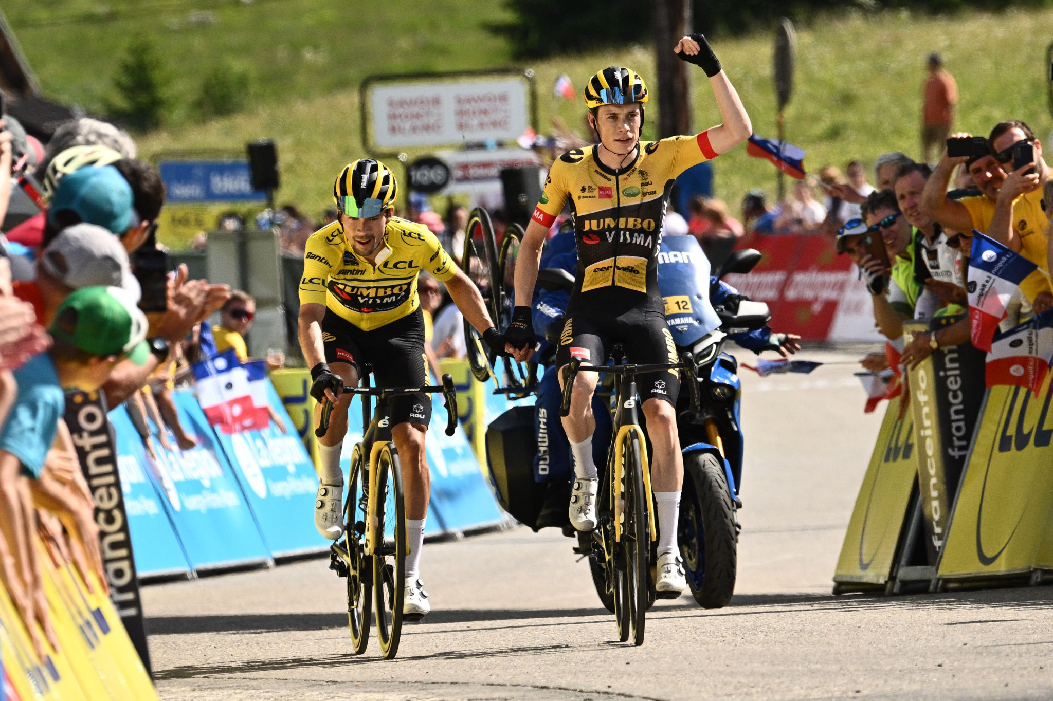 Roglič wins Critérium du Dauphiné as team-mate Vingegaard claims victory on final stage