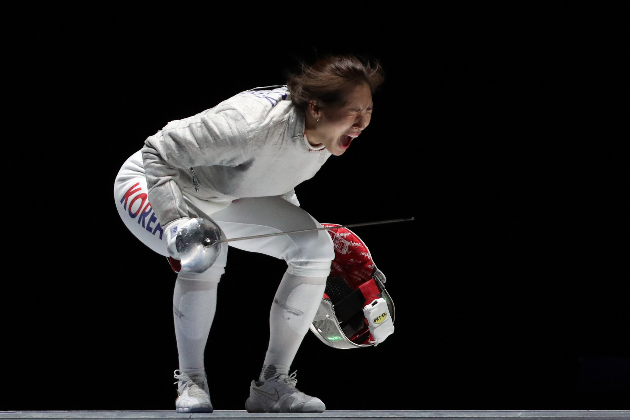 Soo-Yeon Choi of South Korea won gold in the women's sabre final at the Asian Fencing Championships ©Getty Images