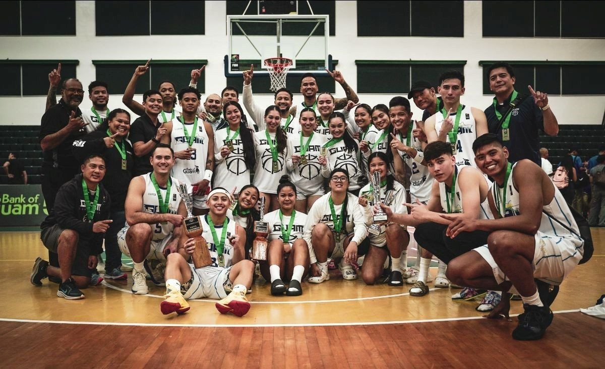 Players from Guam's men's and women's teams celebrate after winning the FIBA Micronesian Cup ©FIBA