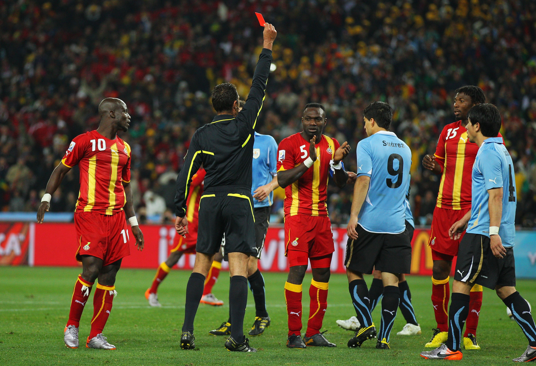 Ghana could not capitalise on Luis Suarez's red card as they missed the resultant penalty ©Getty Images
