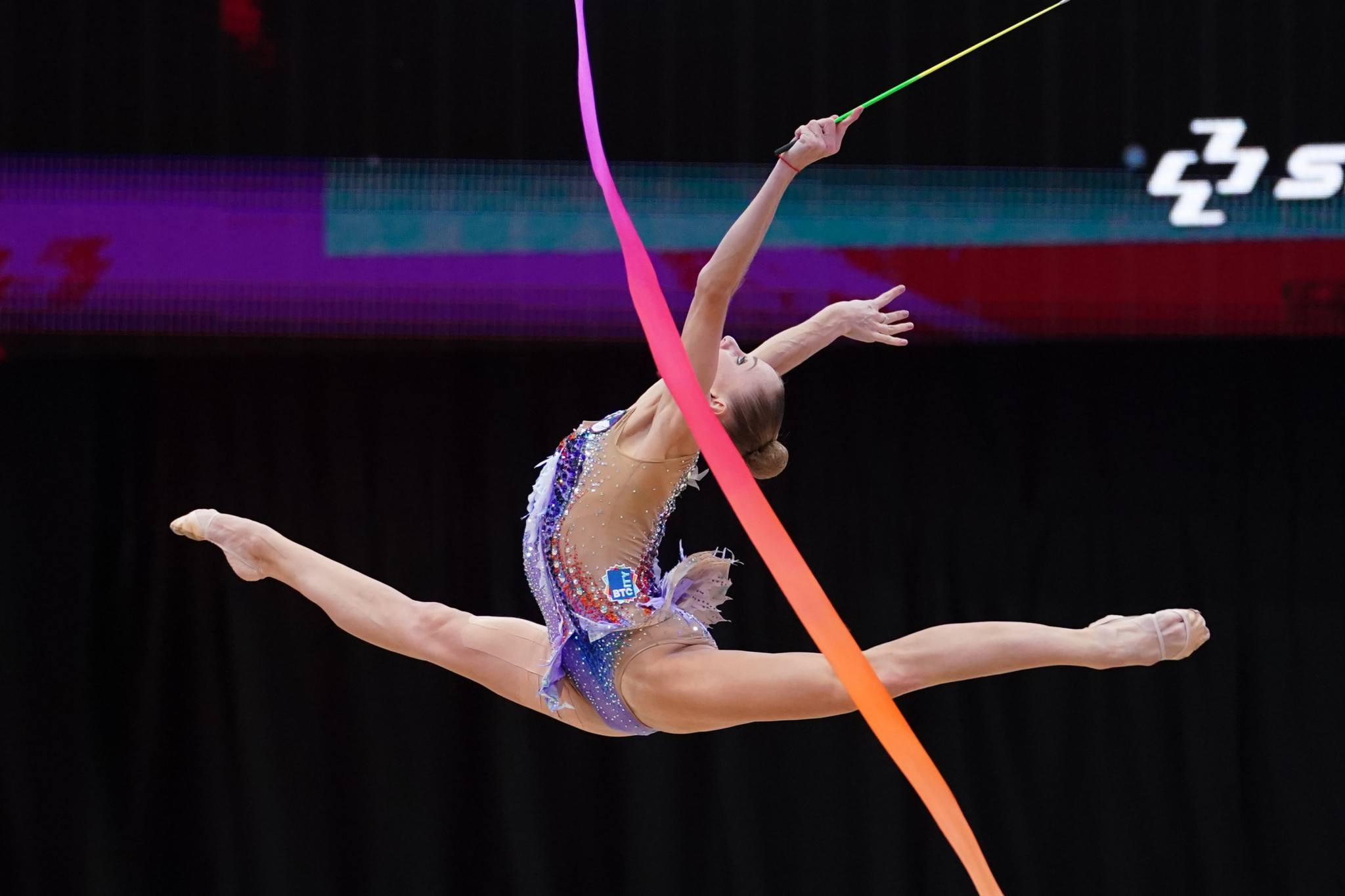 Atamanov and Nikolova continue to impress at European Rhythmic Gymnastics Championships