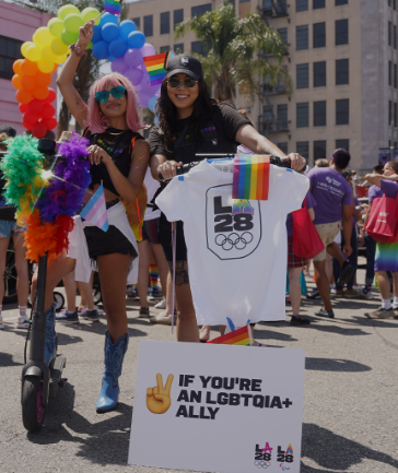 More than 50 people represented the Games on a parade route through Hollywood ©LA28