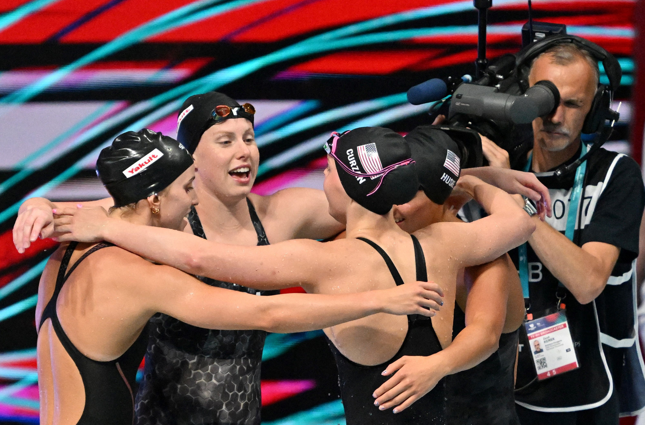 The US clinched their 17th swimming gold medal in Budapest in the women's 4x100m medley relay ©Getty Images