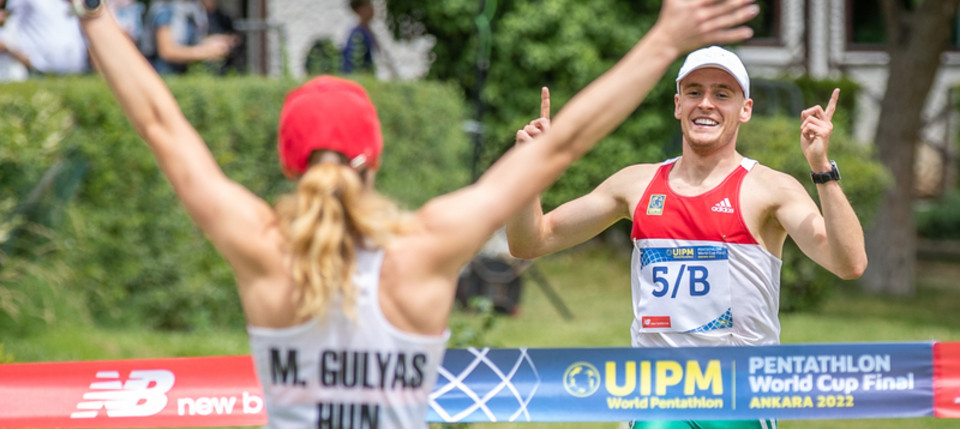 Balázs Szép and Michelle Gulyás of Hungary secured mixed relay gold in Ankara ©UIPM