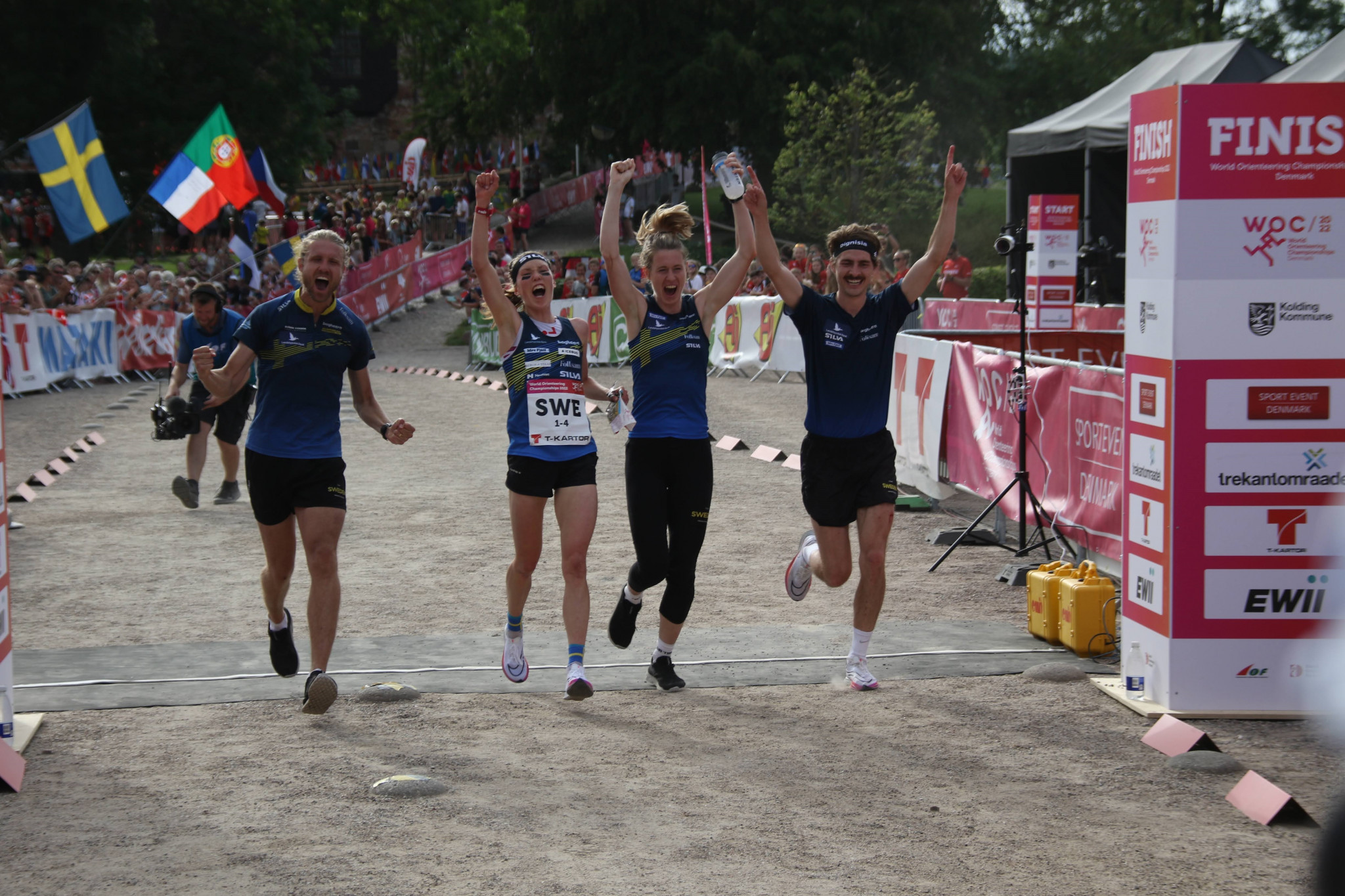 Sweden overcome Britain to win sprint relay gold at World Orienteering Championships