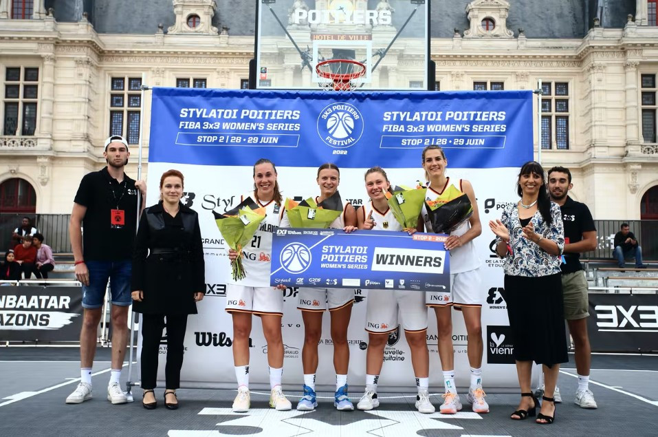 Germany won the Poitiers leg of the Women's Series after beating the US in the final ©FIBA
