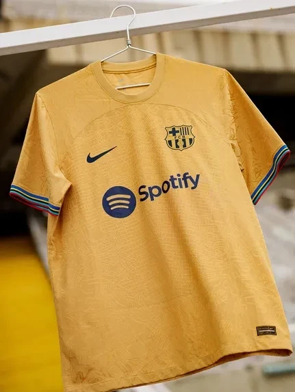 Barcelona have launched a new gold change strip in tribute to the 1992 Olympics held in the city ©FC Barcelona