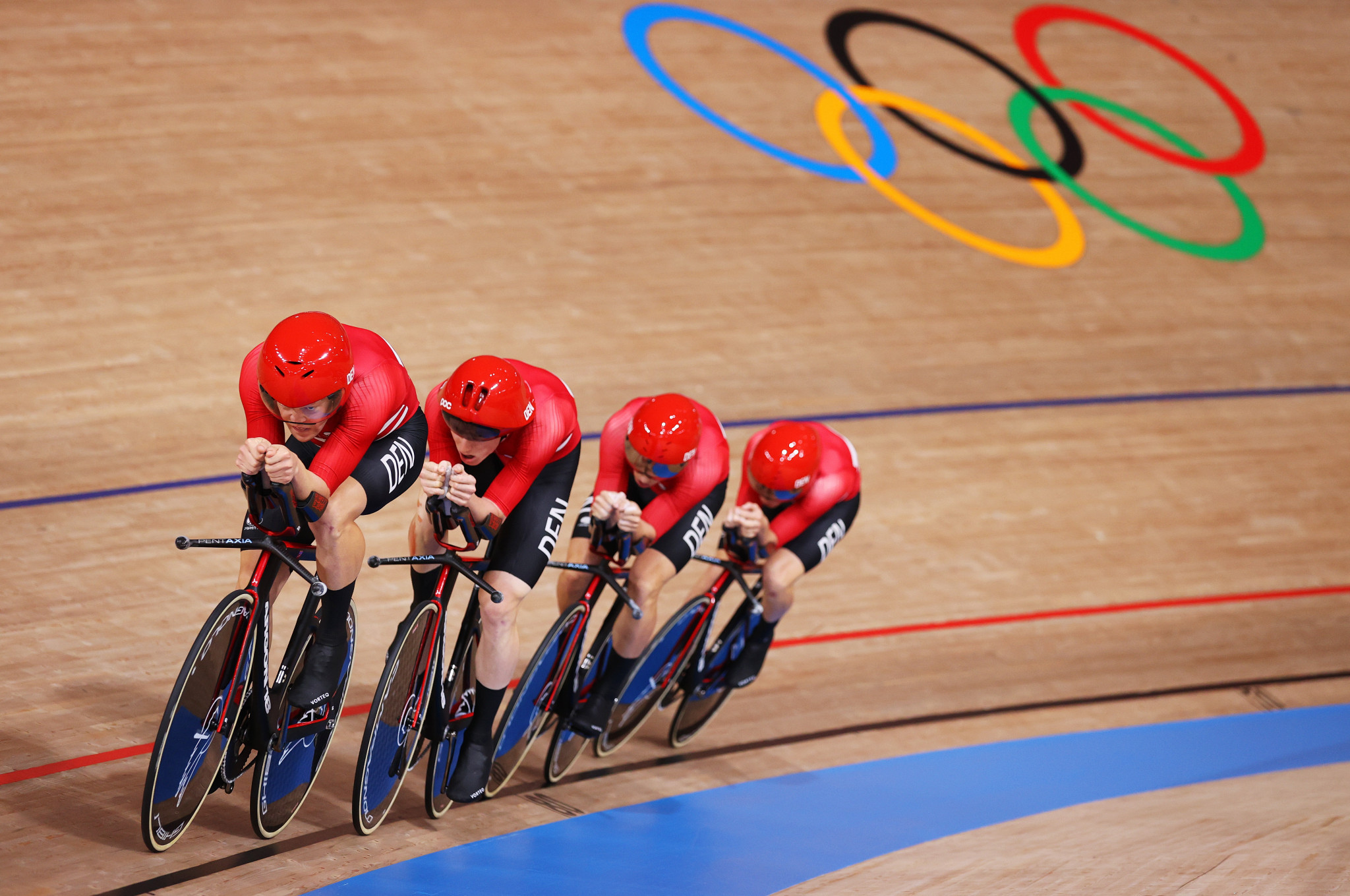 Denmark claimed men's team pursuit silver at Tokyo 2020 with the help of British rider Dan Bingham ©Getty Images