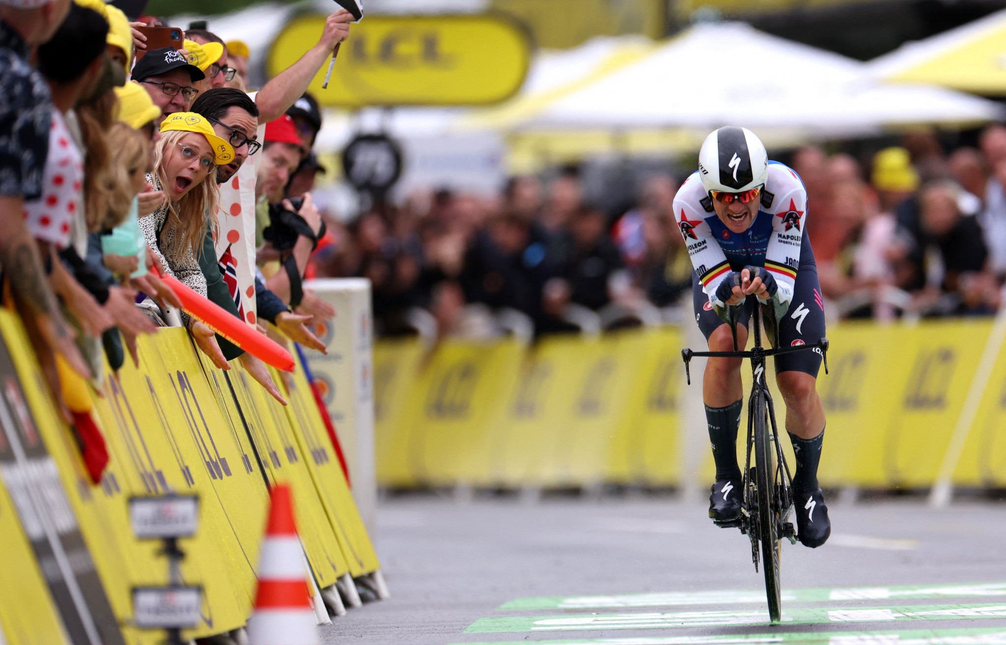 Lampaert claims shock stage win at rainy Tour de France opener in Copenhagen