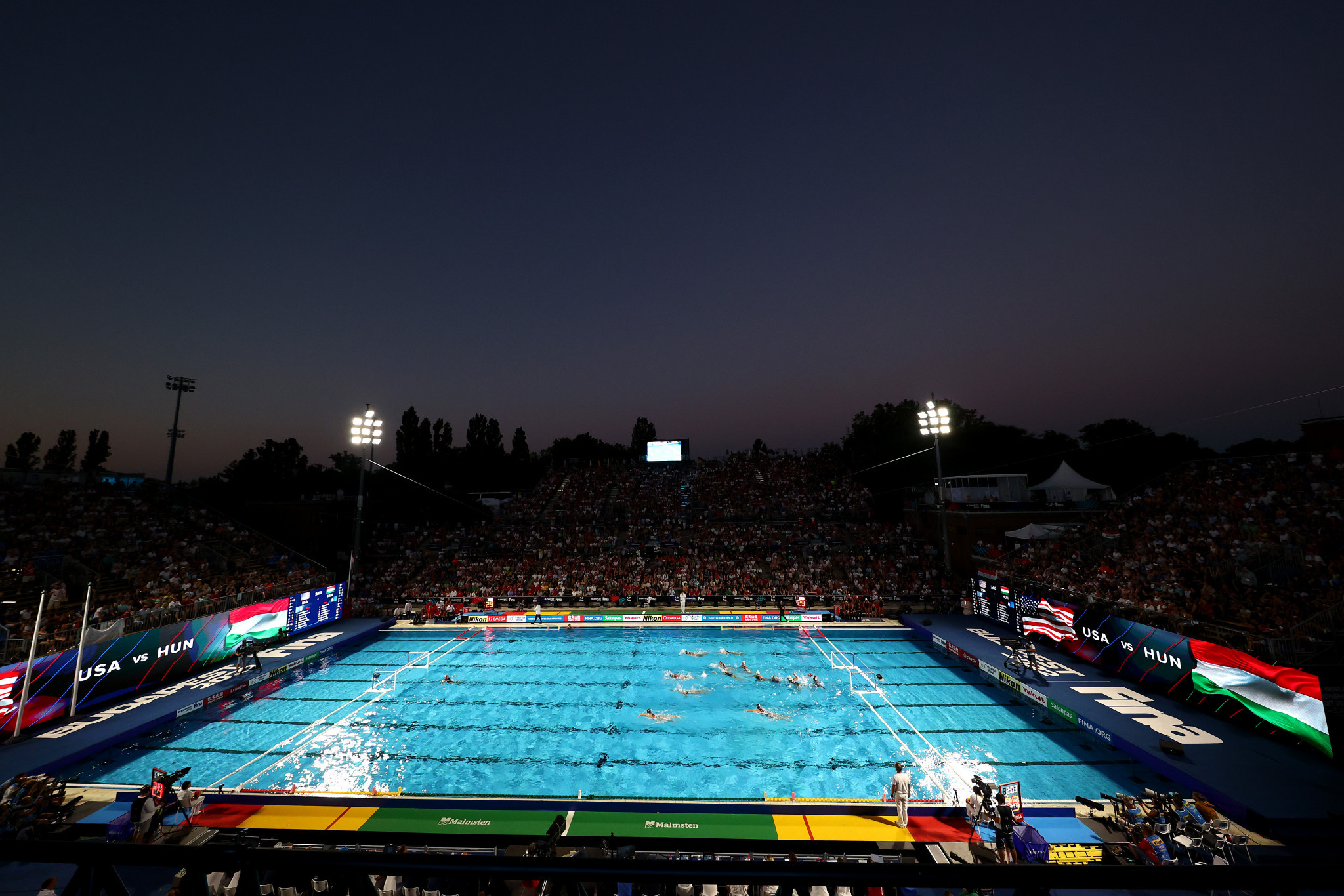 A passionate home crowd at the Alfréd Hajós National Swimming Stadium watched Hungary take on the United States in the women's water polo final ©Getty Images