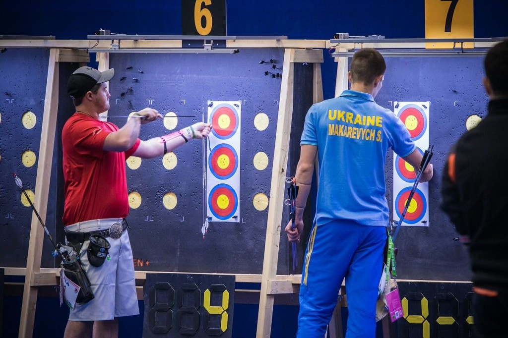 Makarevych stuns top seed Ellison to reach men's recurve final at World Indoor Archery Championships