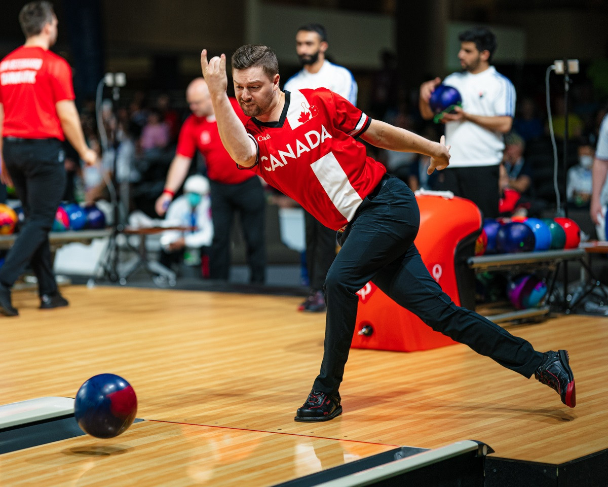 Bowlers competed for places in the men's singles final ©The World Games