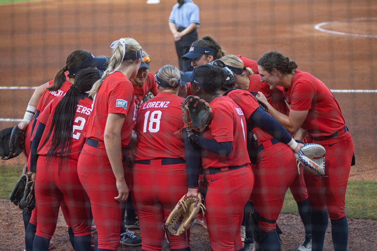 The United States beat Olympic champions Japan 3-2 to claim their third consecutive women's softball world title ©TWG 2022