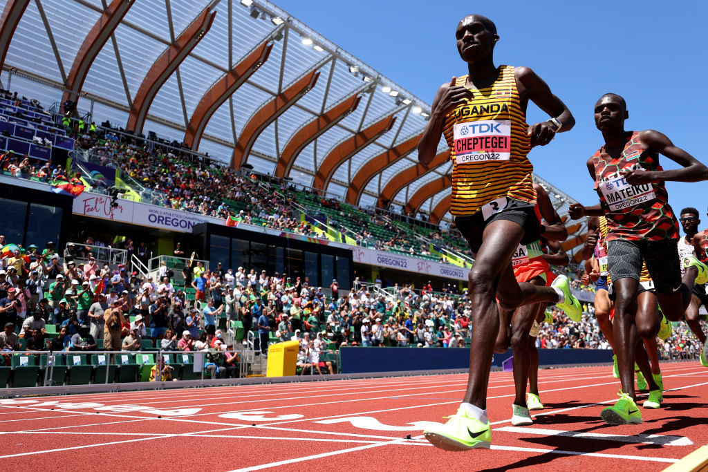 Uganda's Joshua Cheptegei retained his world 10,000m title in Eugene ©Getty Images